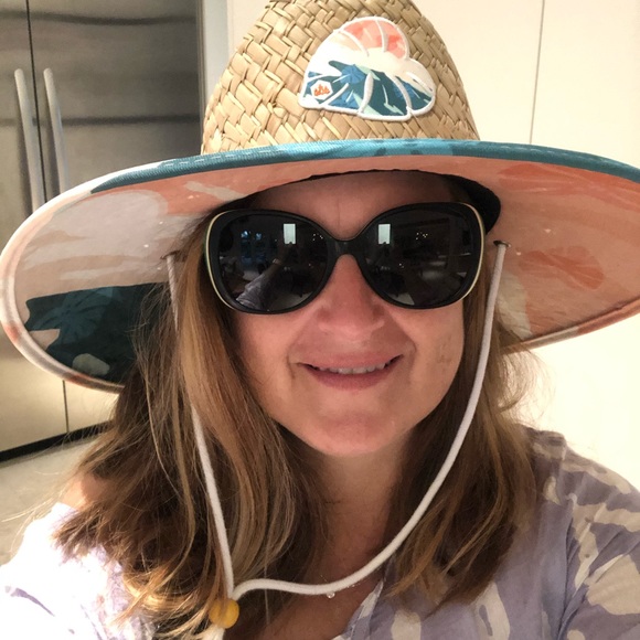 Meet your Posher, Tamara - Picture 1 of 1